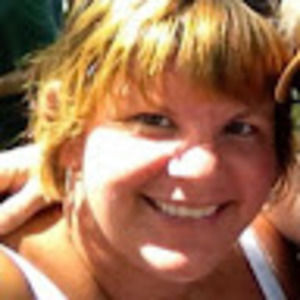 Meet your Posher, Deedee